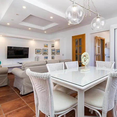 Leonor - Mirador De Dunas * Corralejo